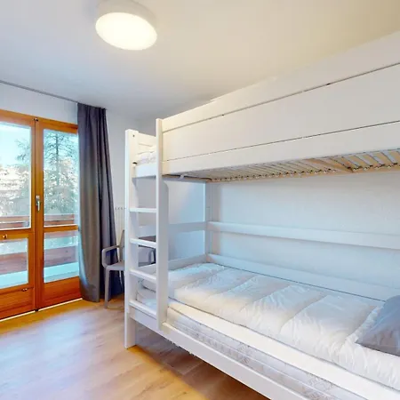 De Lours Authentic Etage Penthes 14 Pers Agettes