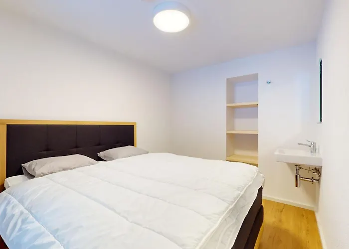 De Lours Authentic Etage Penthes 14 Pers Affittacamere Agettes