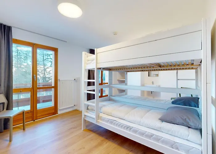 De Lours Authentic Etage Penthes 14 Pers Agettes